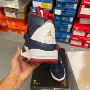 Nike Jordan flight 45 high GS for kids size 6.5Y white blue